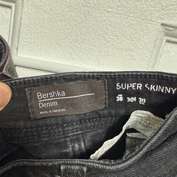 Bershka Super Skinny Black Jeans - Picture 3 of 5